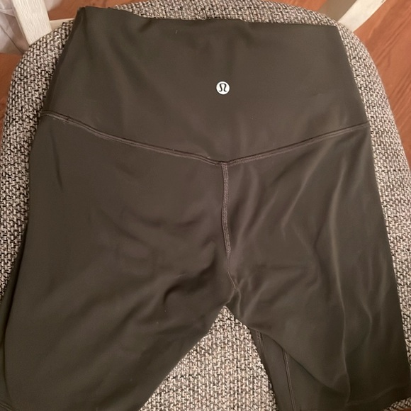 Lululemon Align Biker Shorts Olive Green 8" Inseam Rare Size 6 - Picture 4 of 10